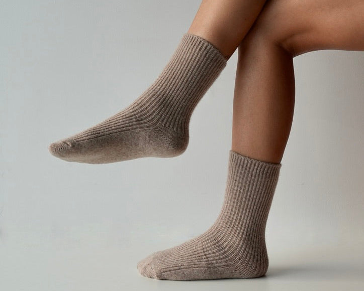 LUXE WOOL CASHMERE SOCKS TAUPE